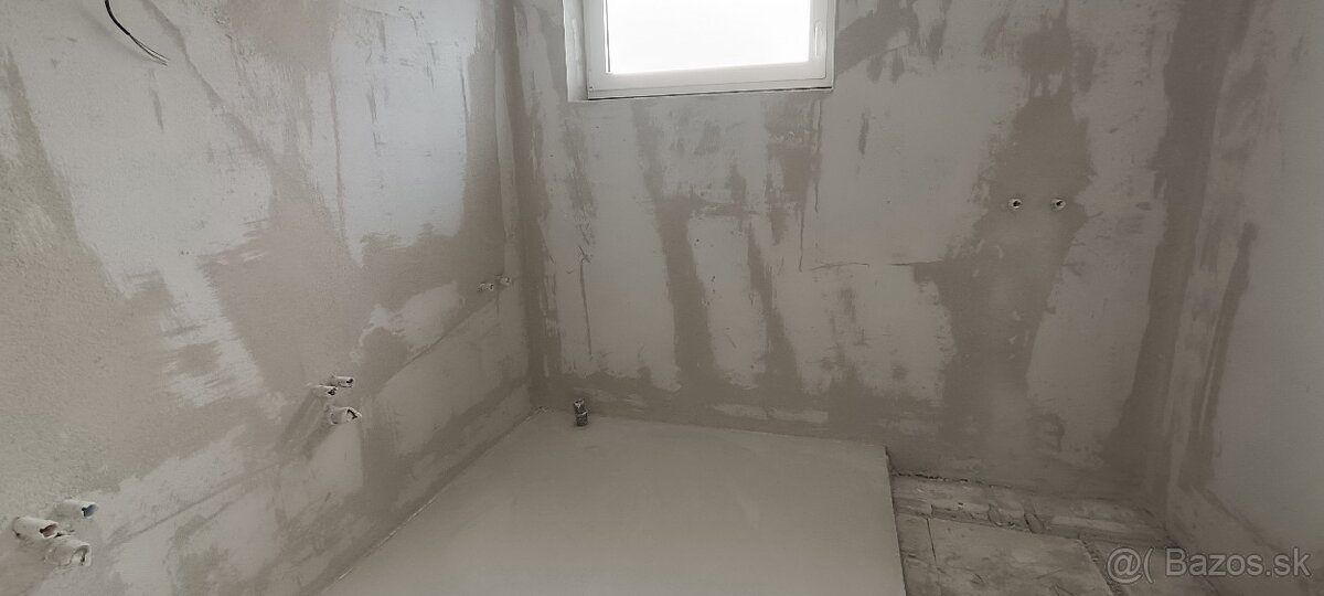 Na predaj 4i dom s terasou, tepelným čerpadlom, Topoľnica - 6