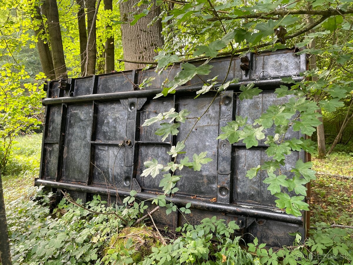 Vyvozka vyklapacia vlecka - 6