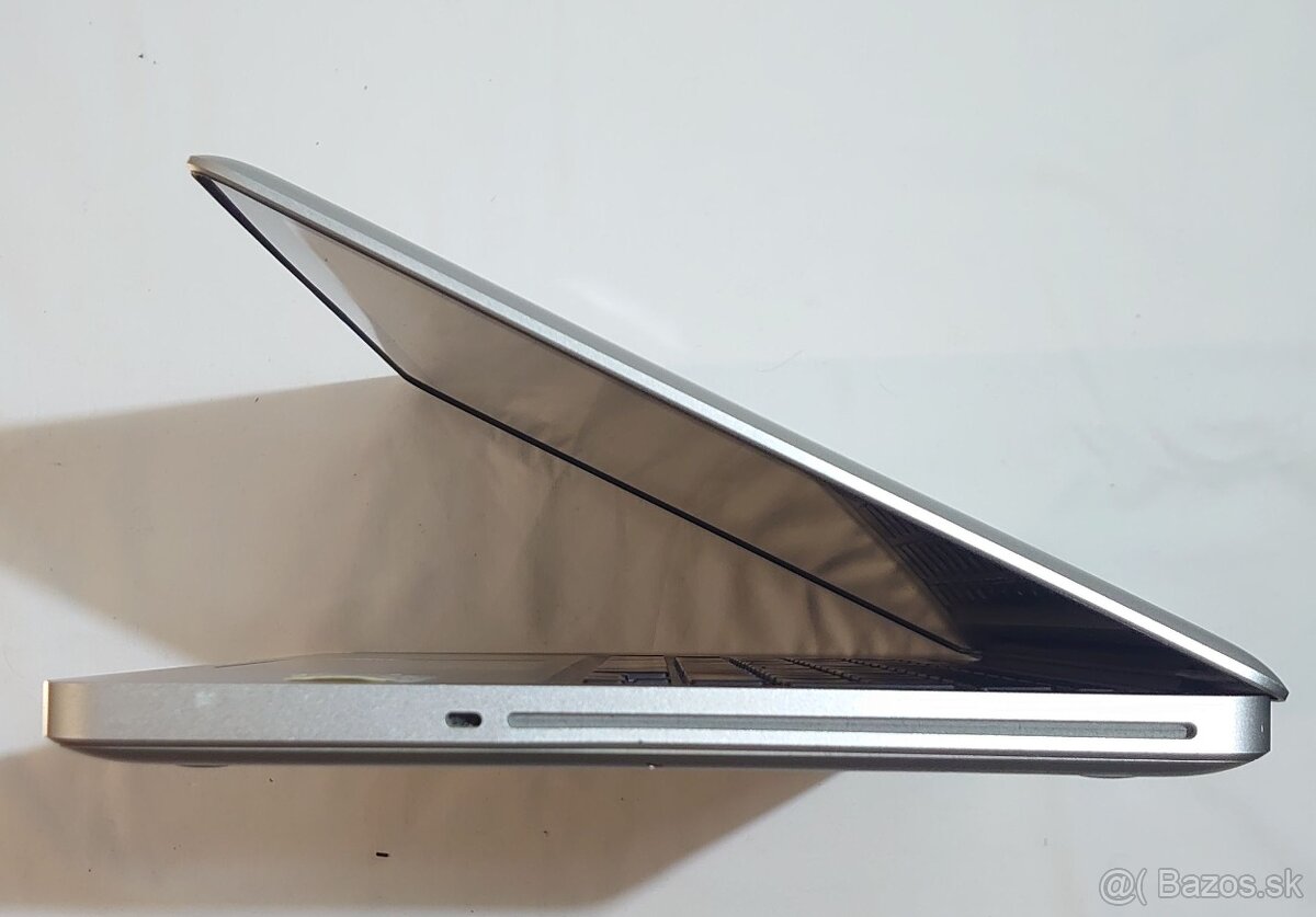 Apple MacBook Pro i5, 13", A1278 (EMC 2554), 8GB RAM - 6