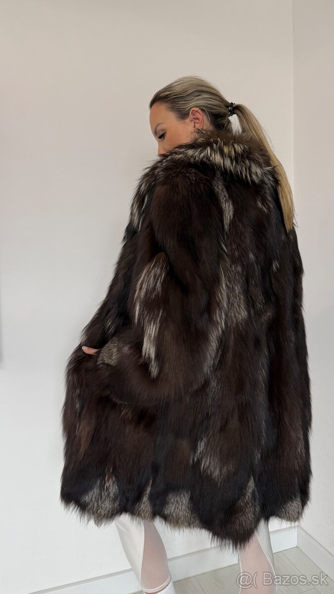 Kozuch zo striebornej lisky - 6