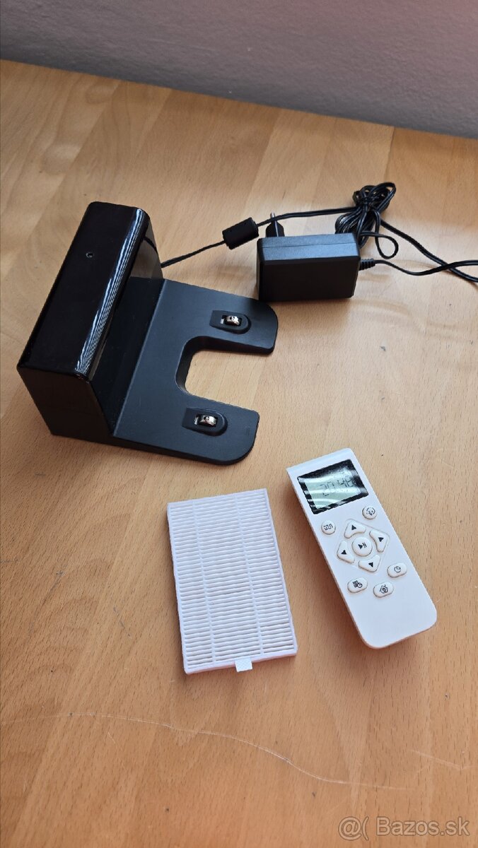 Robotický vysávač liectroux C30B - 6