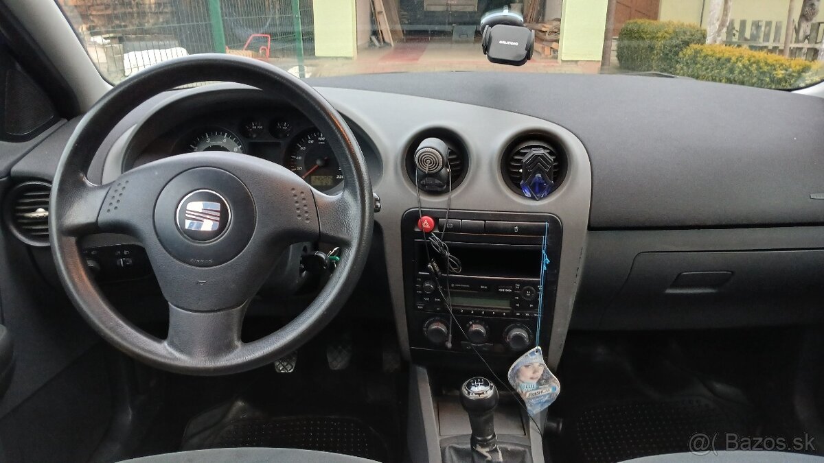 Predam Seat Ibiza 1,4 - 6
