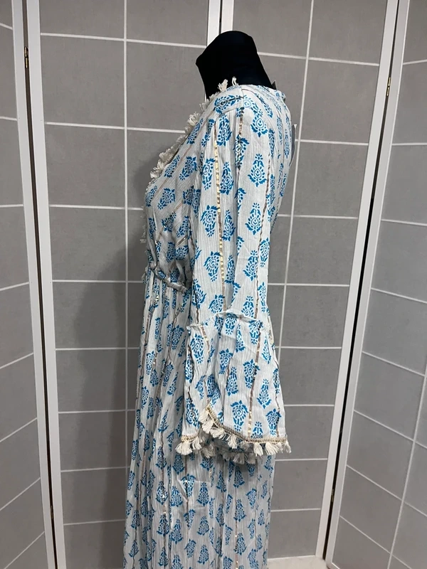 Dlhé modro biele šaty - 6