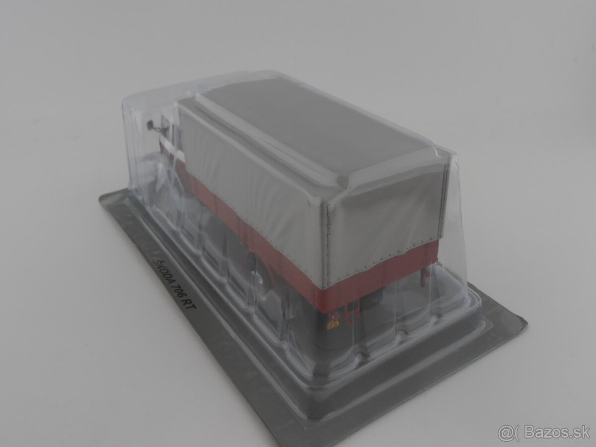 Škoda 706 RT, Robur LO3000 1/43 - 6