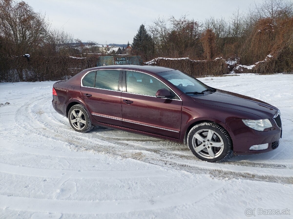 Škoda Superb 3.6, V6 - 6