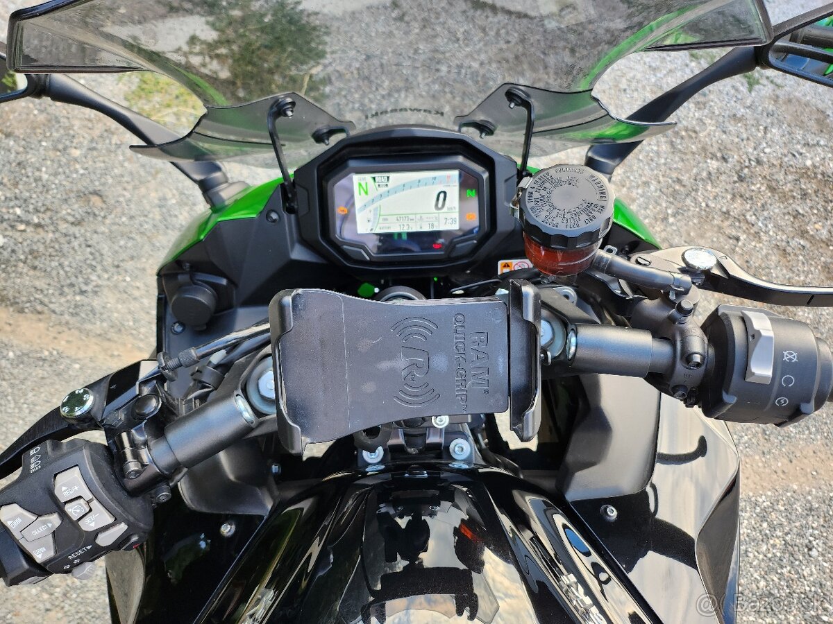 Kawasaki Ninja 1000sx Performance Tourer - 6