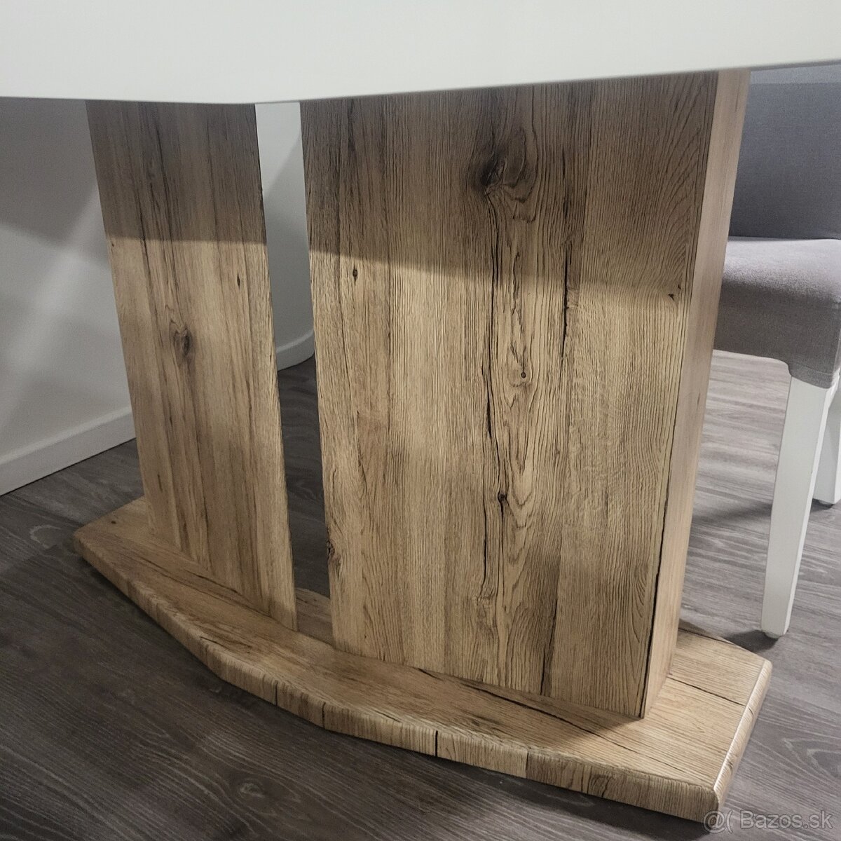 Jedálny stôl a stoličky - 6