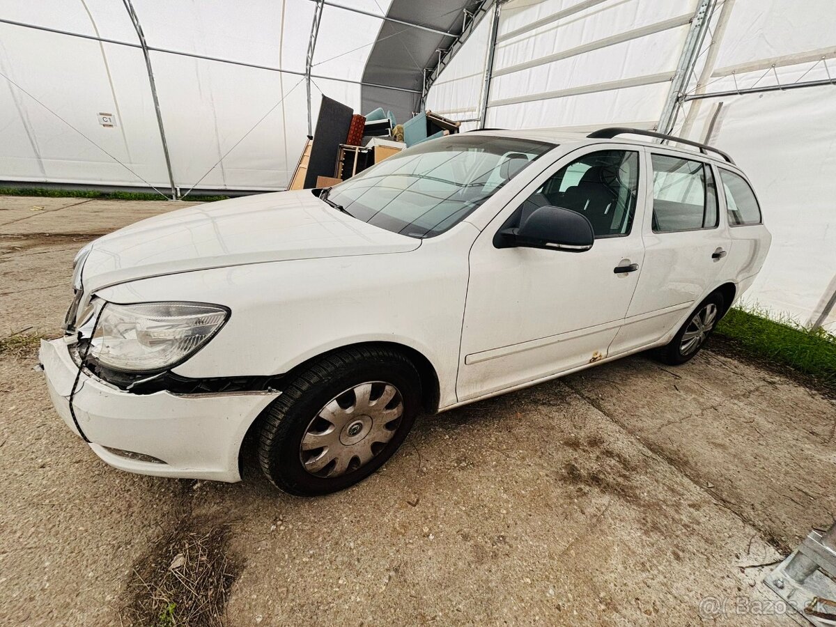 Škoda Octavia Combi 1.6 TDI - 6