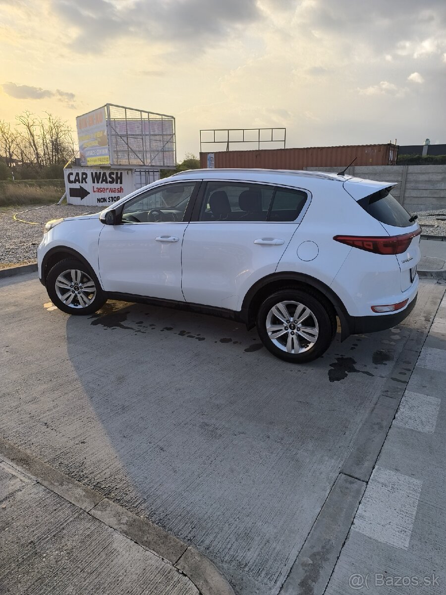 Kia Sportage 1.7 Crdi - 6