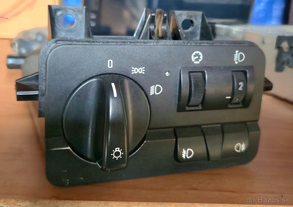 BMW 3 - E46 2005 - Spinac svetiel / Svetelný modul - 6