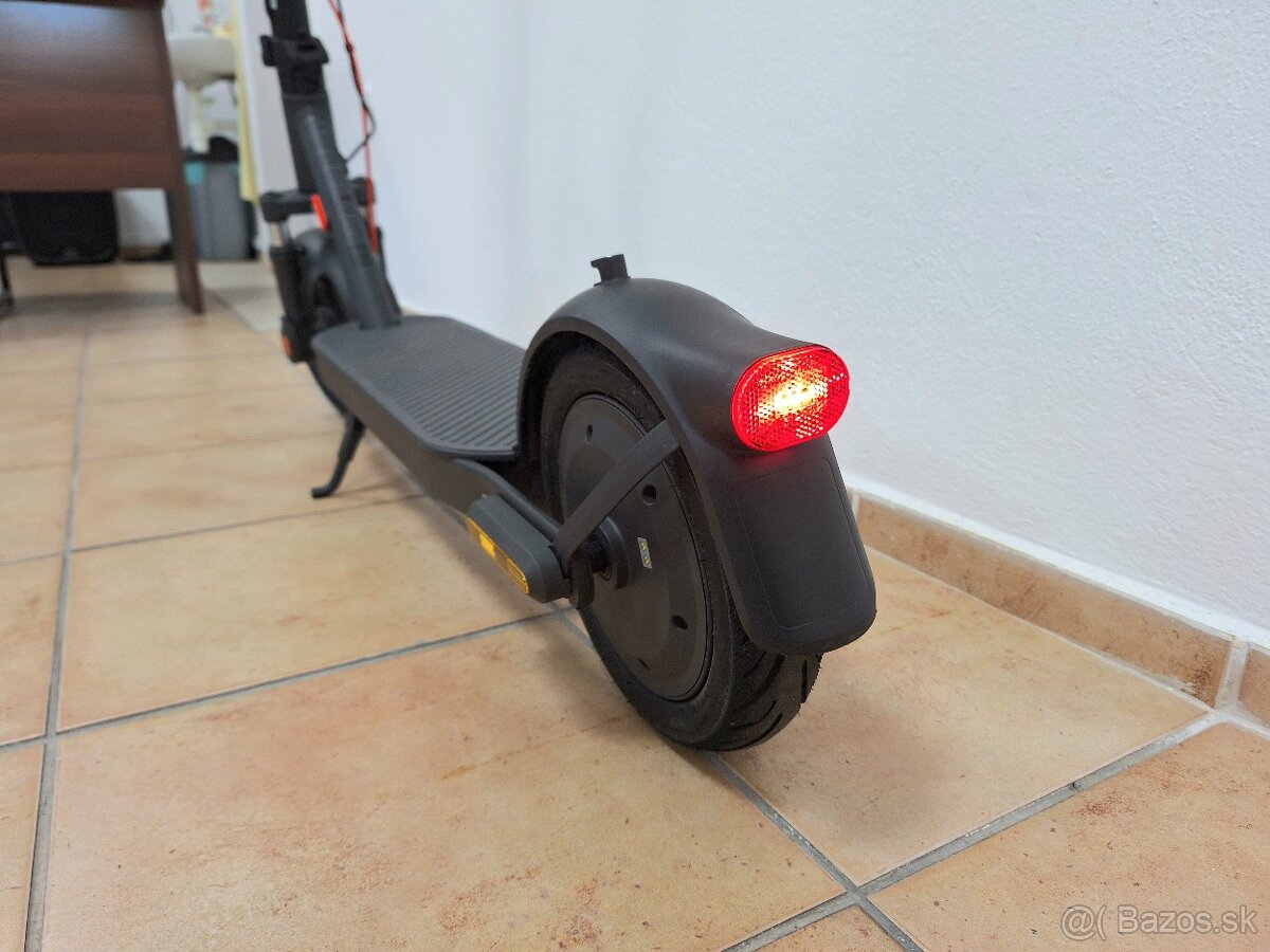 Xiaomi Electric Scooter Elite, záruka do 9/2027 - 6