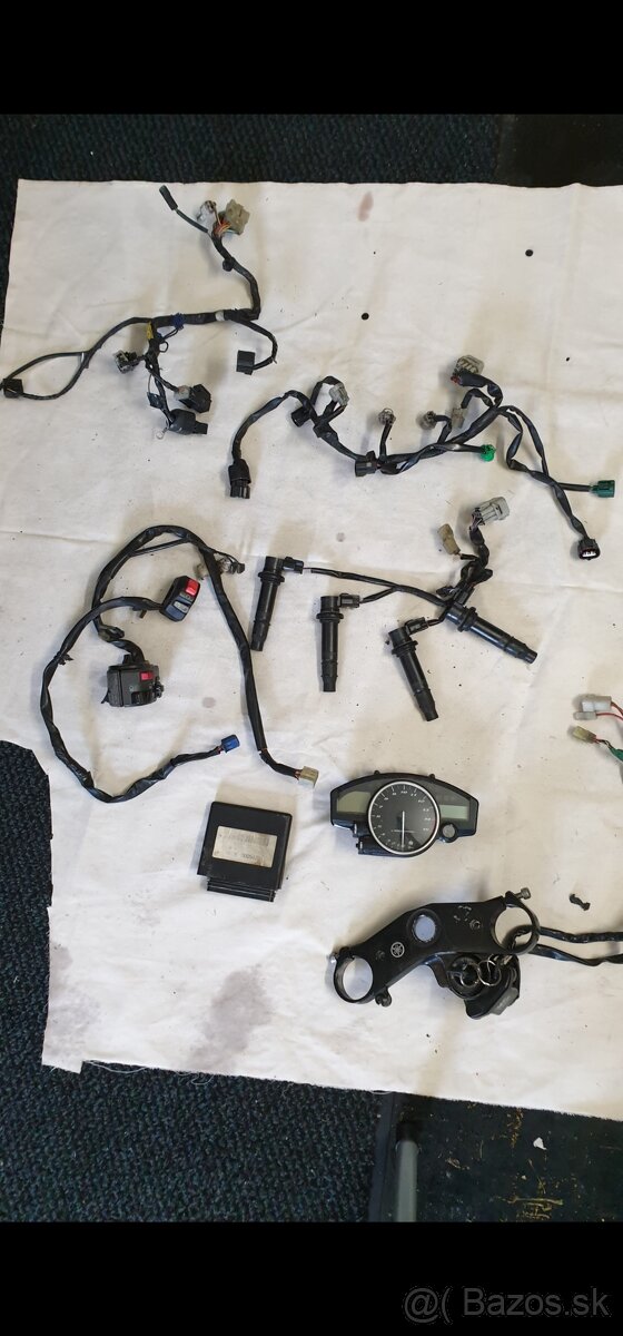 Yamaha r1 2004-2006 (rn12)- Diely - 6