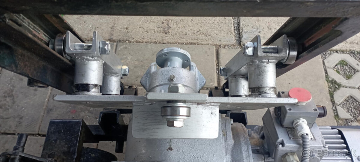 Kužeľová štiepačka - 6