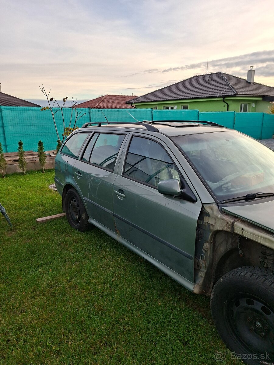 Octavia 1 COMBI facelift na diely - 6