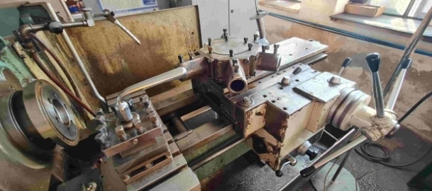 Použitý soustruh SR 50 A - 6