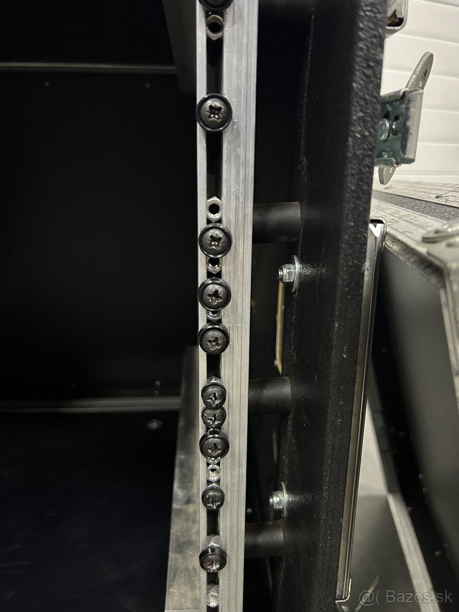 Thon Rack 10U Profi Shockmount - 6