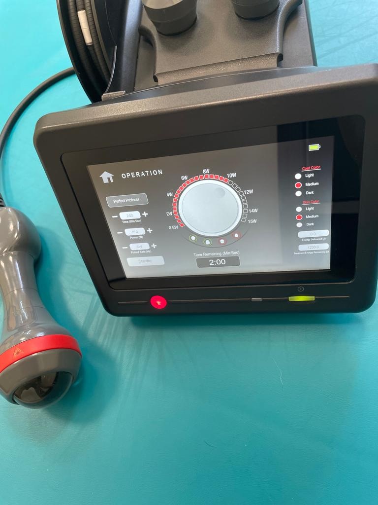 Znížená cena Predám terapeutický Laser Companion CTX - 6