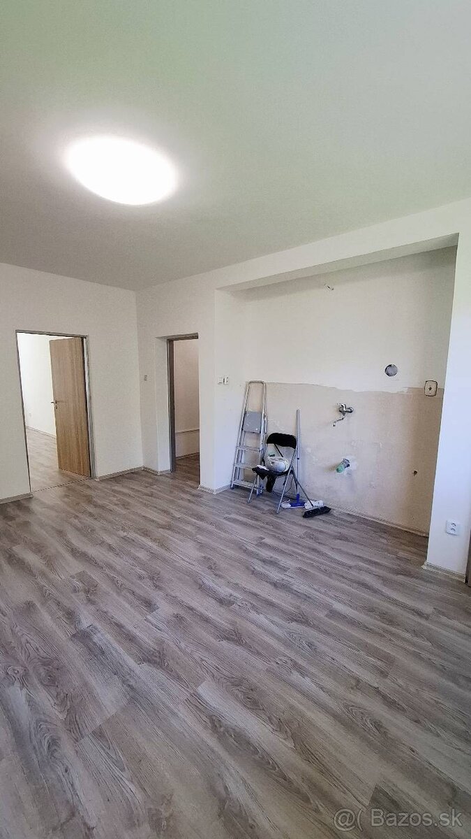 Slnečný 3 izb. byt v Dlhom Poli, 96 m2, len 15min. od Bytče. - 6