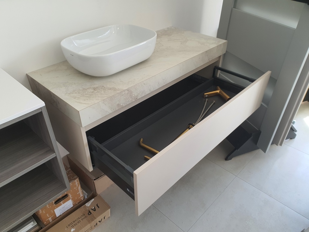 Nábytková zostava Zenit 120x50 - umývadlo 50,5 x 38,5 - 6