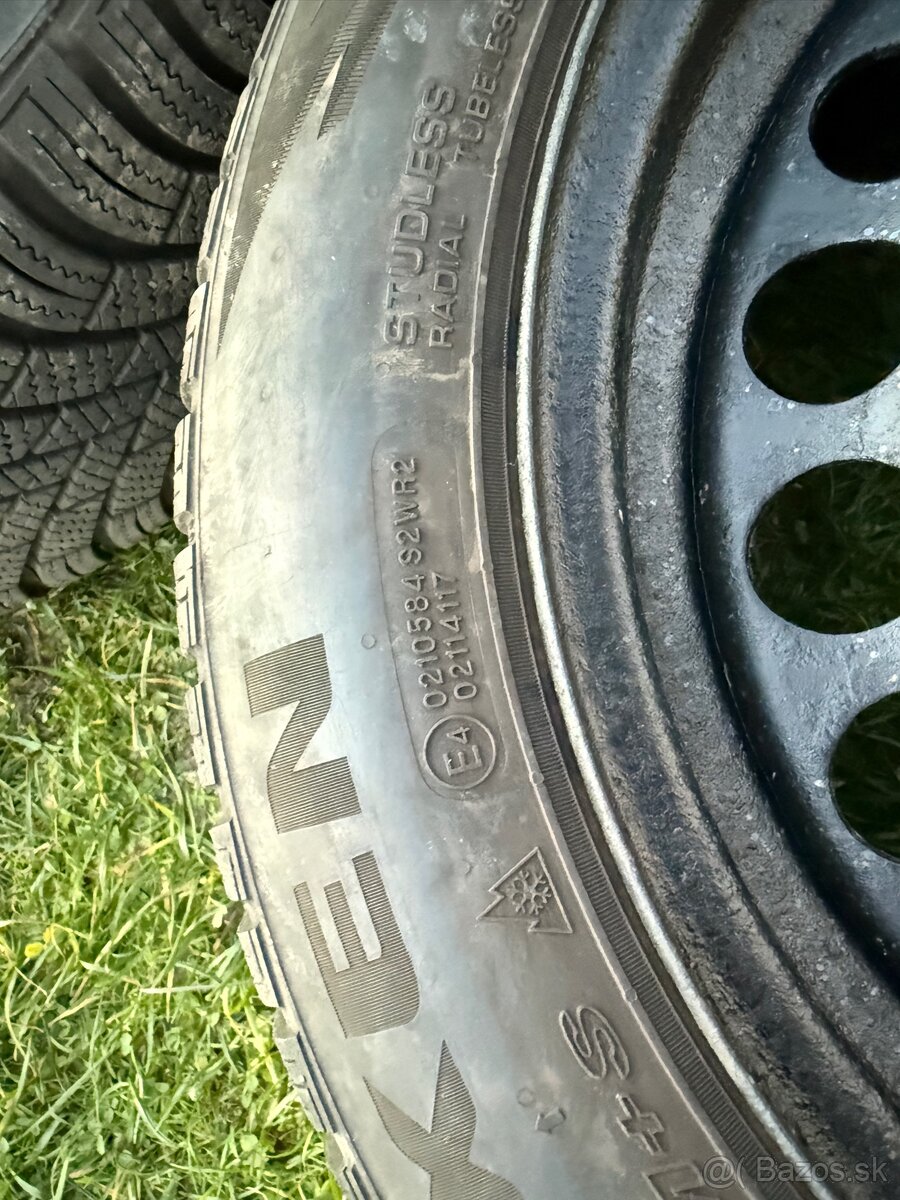 Zimné gumy a plechové disky R16 - 6