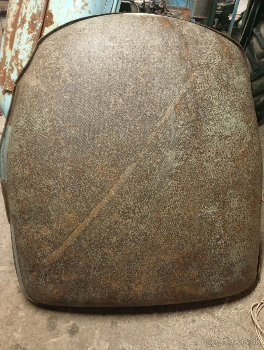 PREDAM SKLA A STECHU NA OKRUHLU KABINU - 6