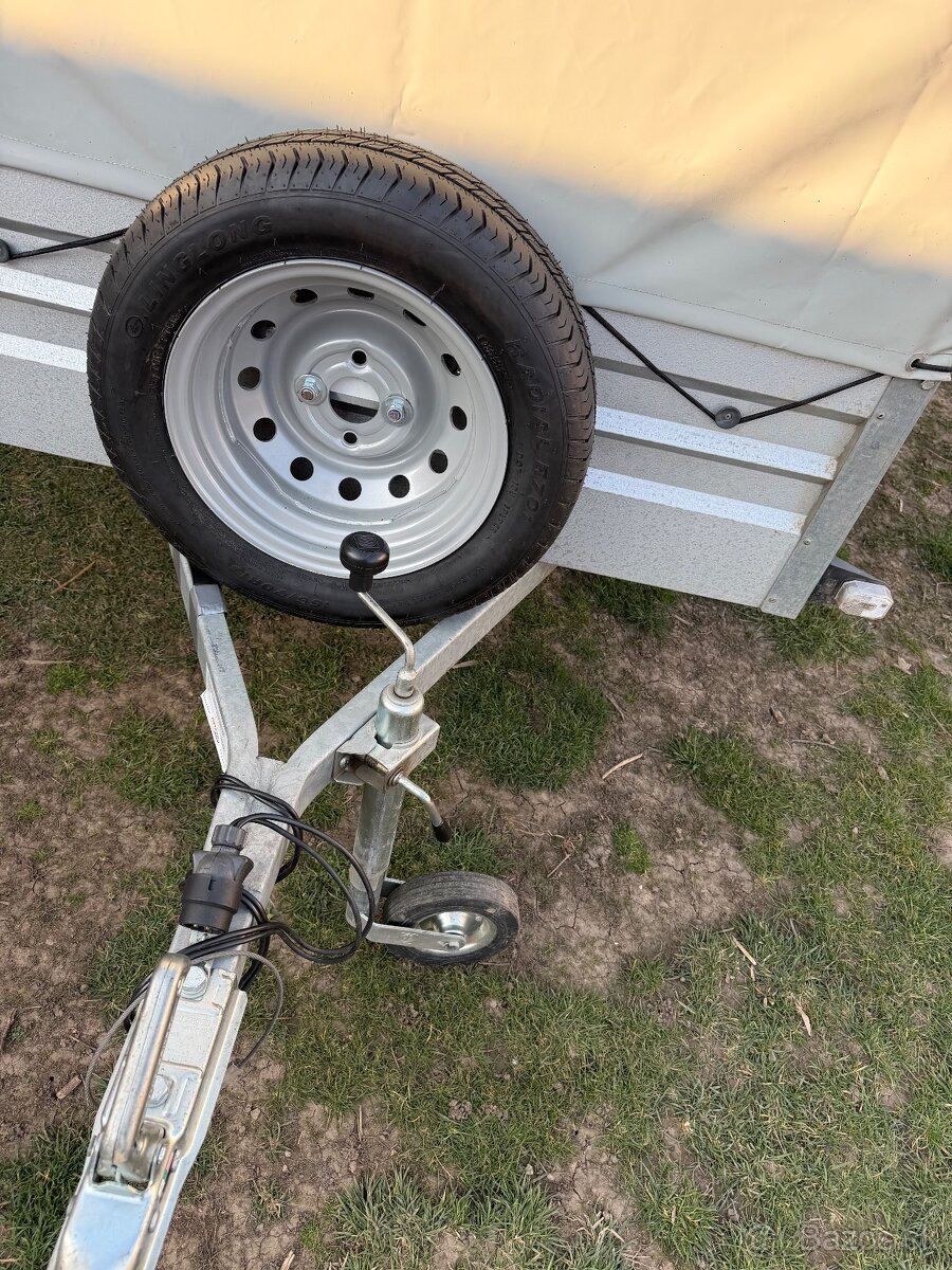 Prívesný vozík - 6