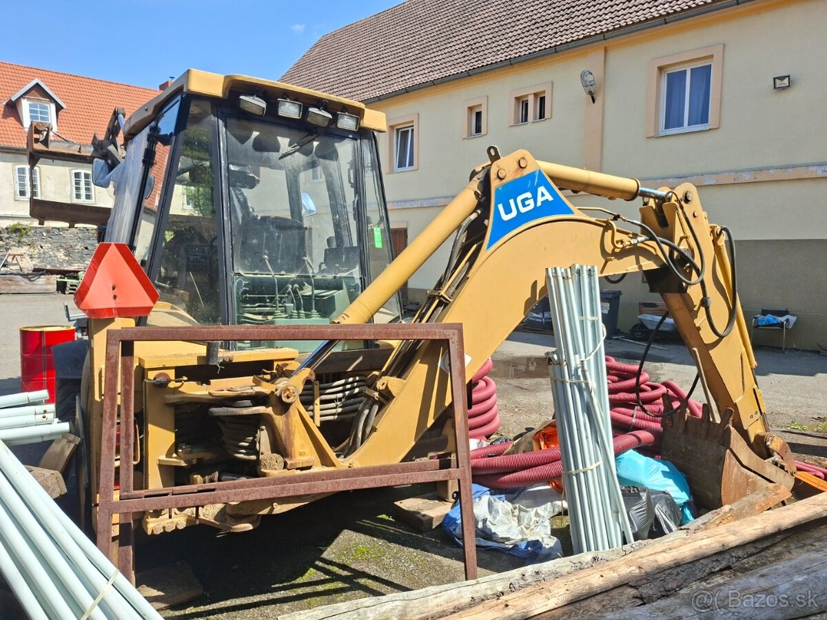 CATERPILLAR 428 C 4X4 - 6