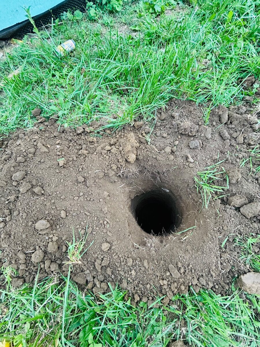 VŔTANIE DIER HYDRAULICKÝM VRTÁKOM - PLOTY, PILOTY, VRUTY - 6