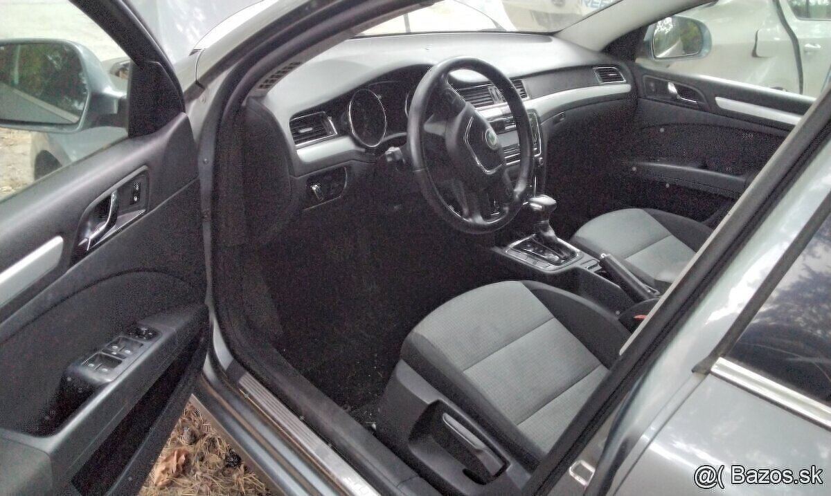 Škoda SUPERB 2 2.0 TDI 2010 predám KAPOTA, nárazník, BLATNIK - 6