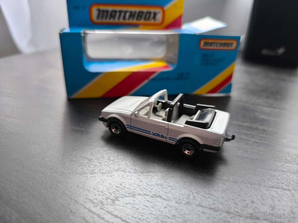 Matchbox Ford Escort Macau - 6