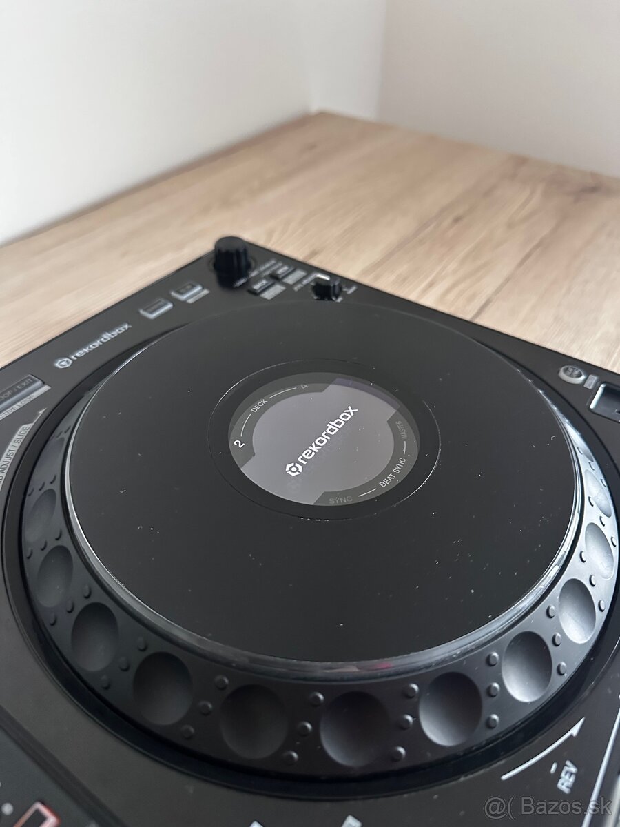Pioneer DJ DDJ 1000 + Case - 6