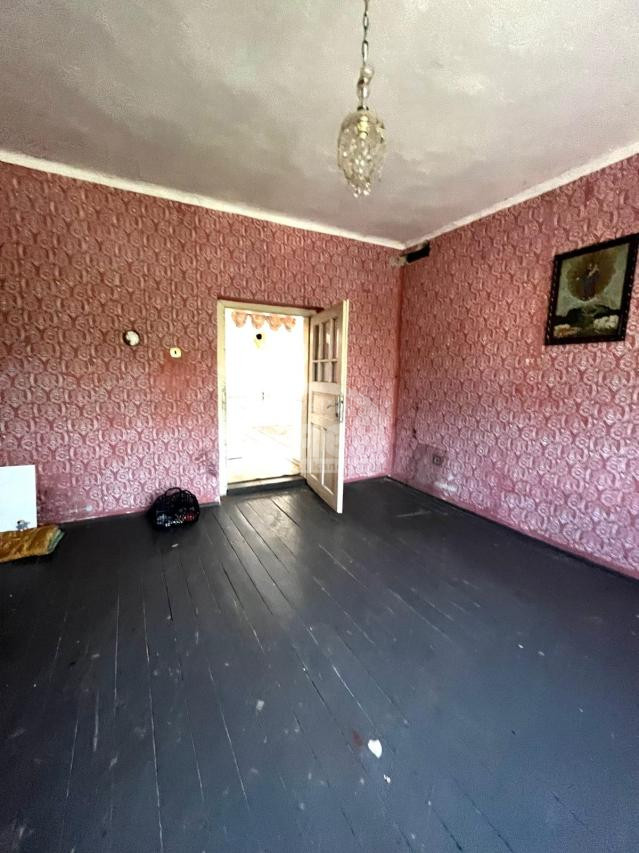 Vidiecky rodinný domček v obci Husák - 6