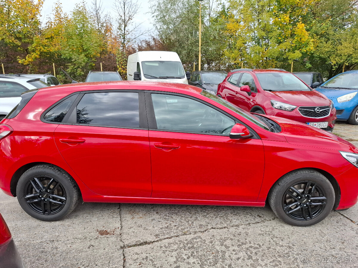 HYUNDAI i30 1,6 CRDi r.v. 2018 - 6