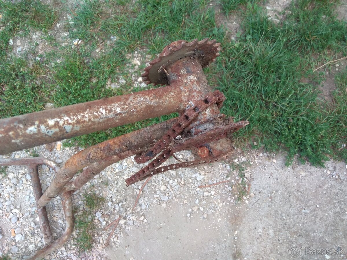 Retro invalidná trojkolka - 6