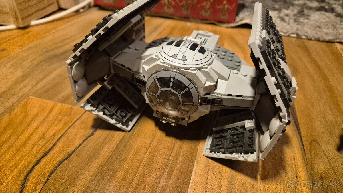 LEGO Star Wars 75150 – Vader’s TIE Advanced vs. A-Wing Sta - 6