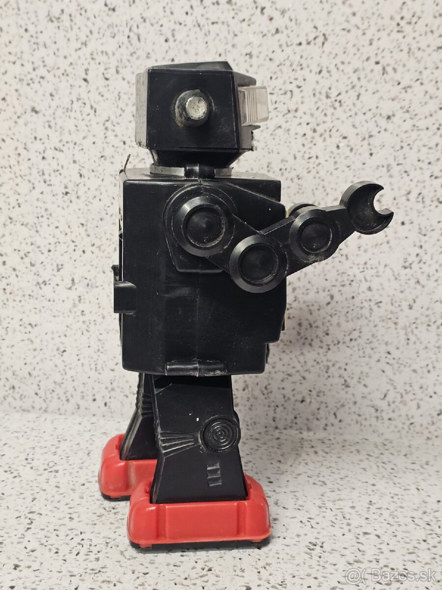 STARÁ HRAČKA TELEVÍZNY SPACE ROBOT NA BATÉRIE - 6