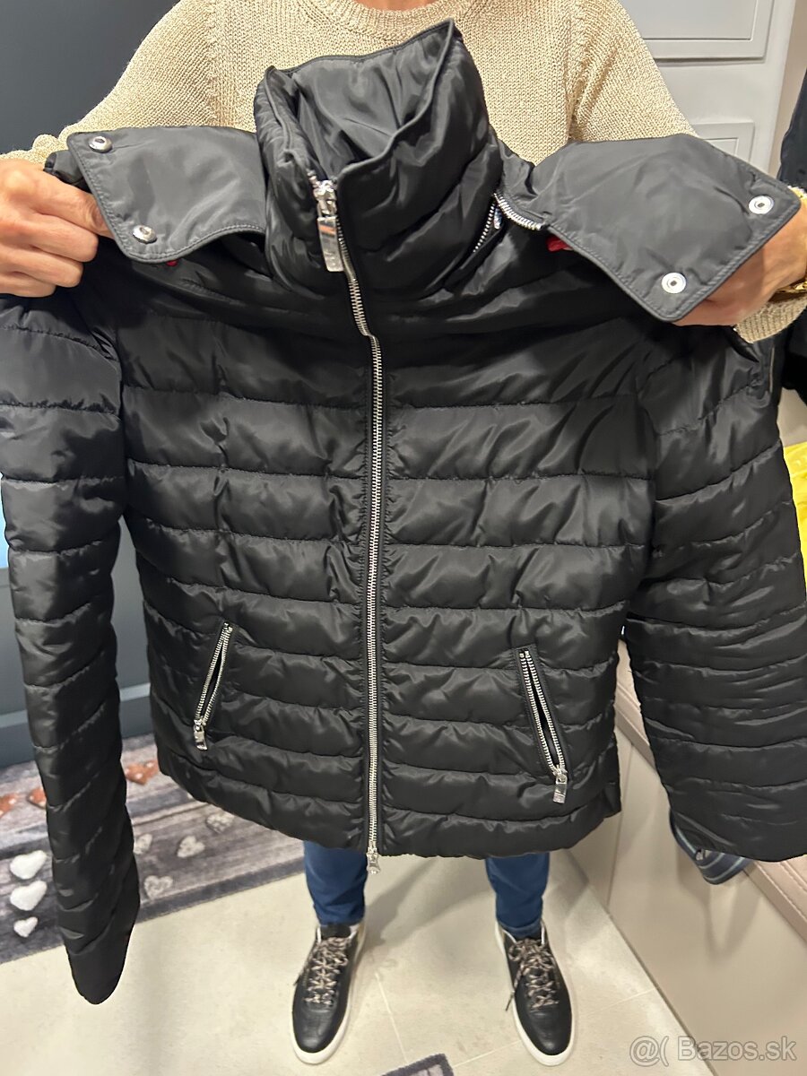 Armani bunda XS čierna s kapucňou - 6