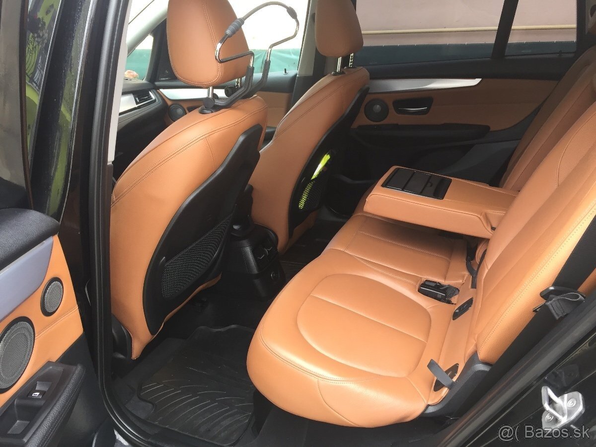 BMW 218d GRAN TOURER SPORT/LUXURY - 6