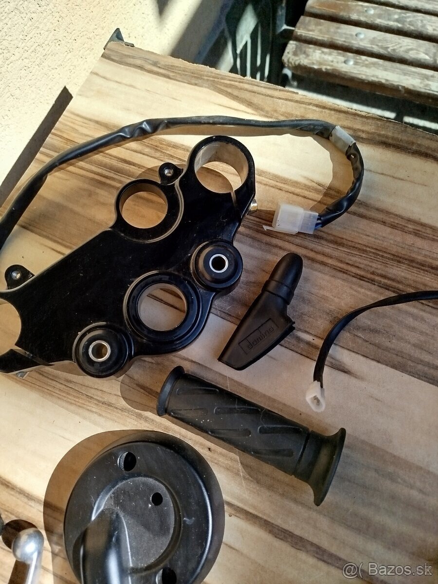 Moto guzzi V7III diely - 6