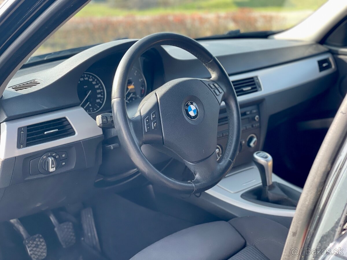 BMW e91 325i 3.0, 160kw, 6valec benzin - 6
