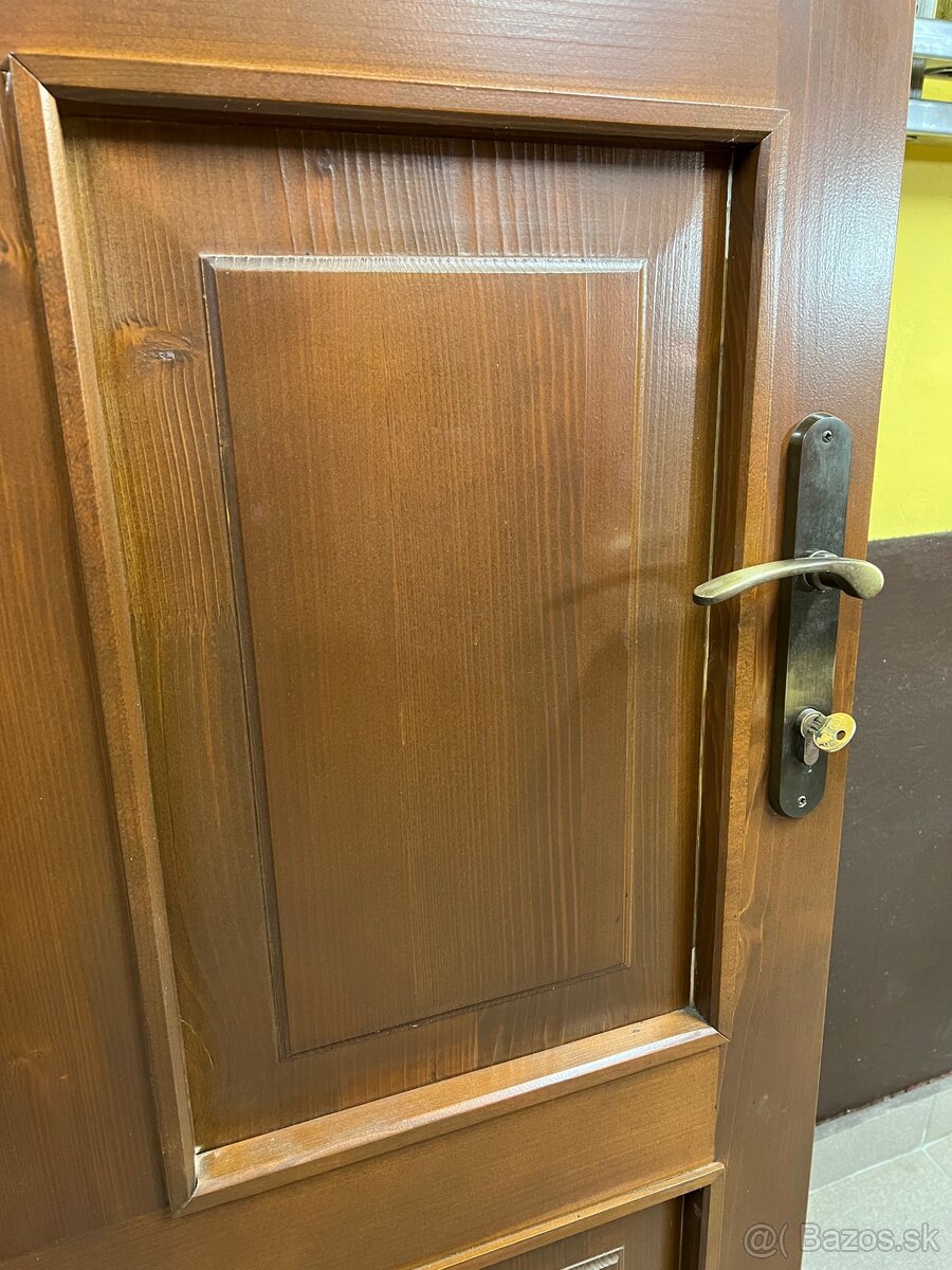 Vchodové dvere 90 masív - 6