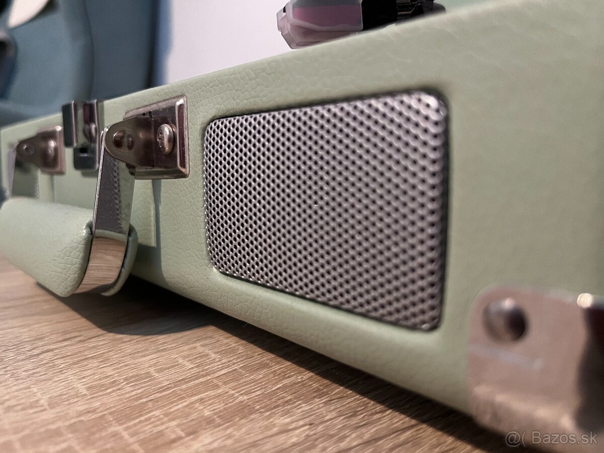 Štýlový gramofón Crosley v krásnej farbe - 6