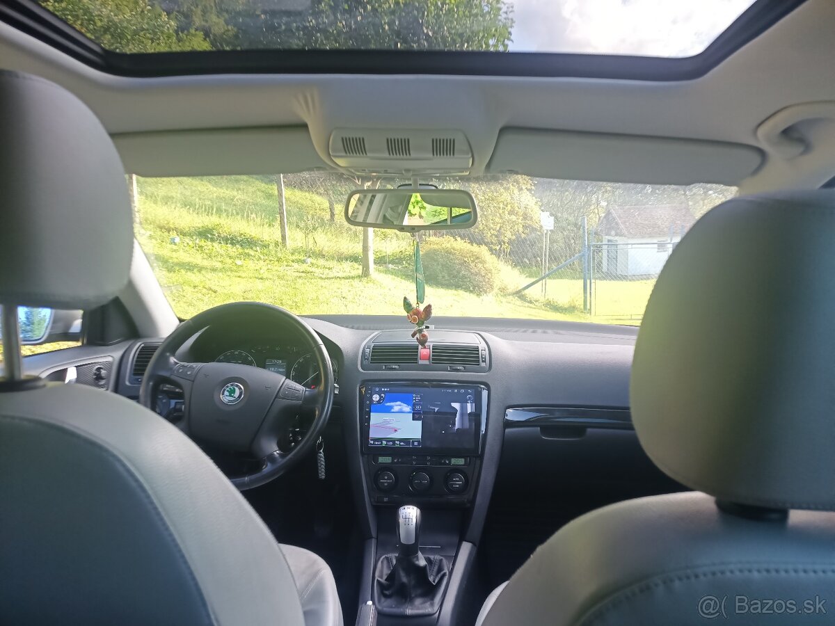 Škoda Octavia combi Laurint & Klement 4x4 - 6