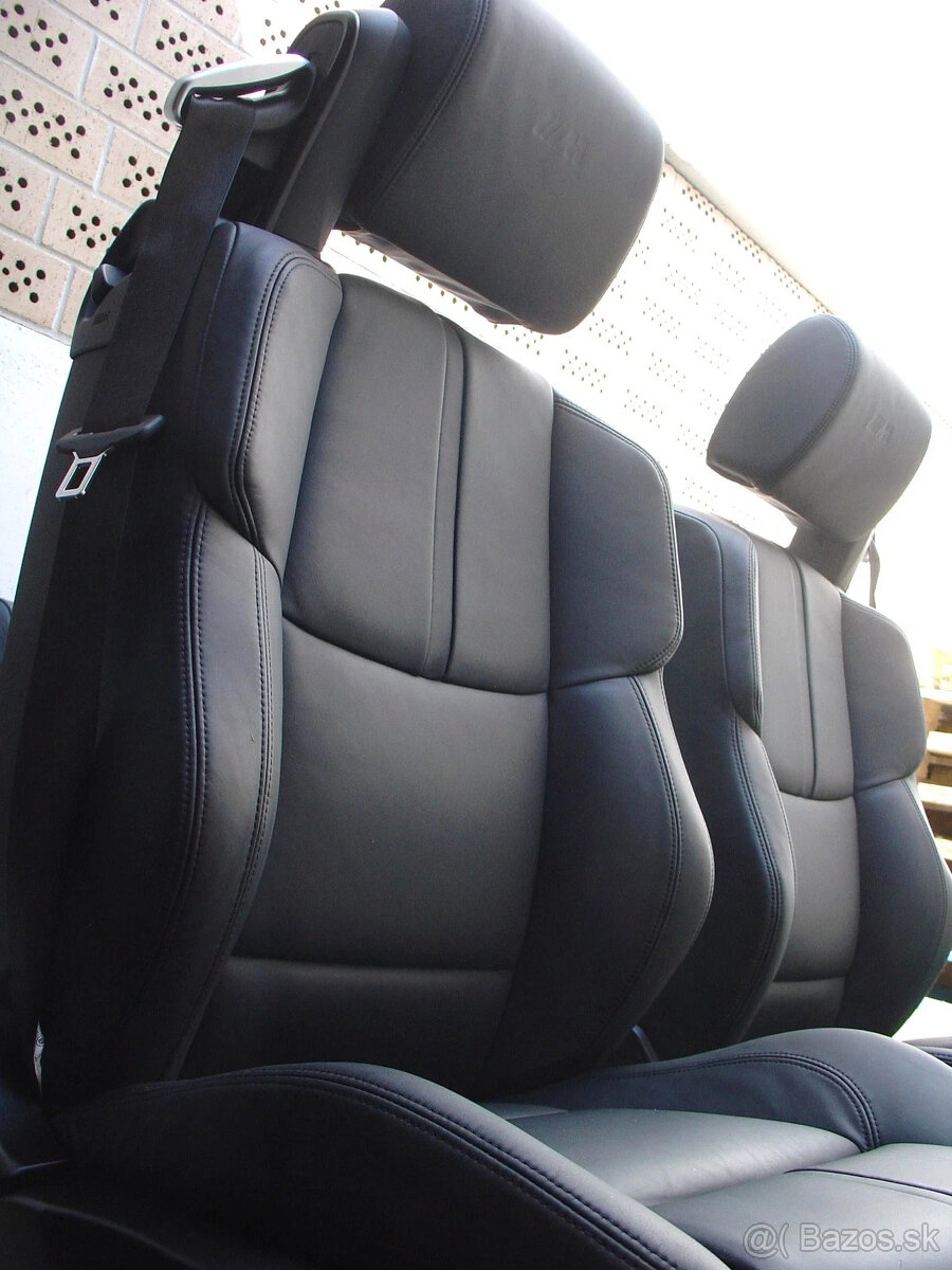 Vrátane prestavby BMW E93 M3 v koženom interiéri čiernych se - 6