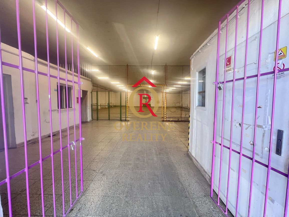 Na prenájom sklad 1474 m² s nakladacími rampami a kancelársk - 6