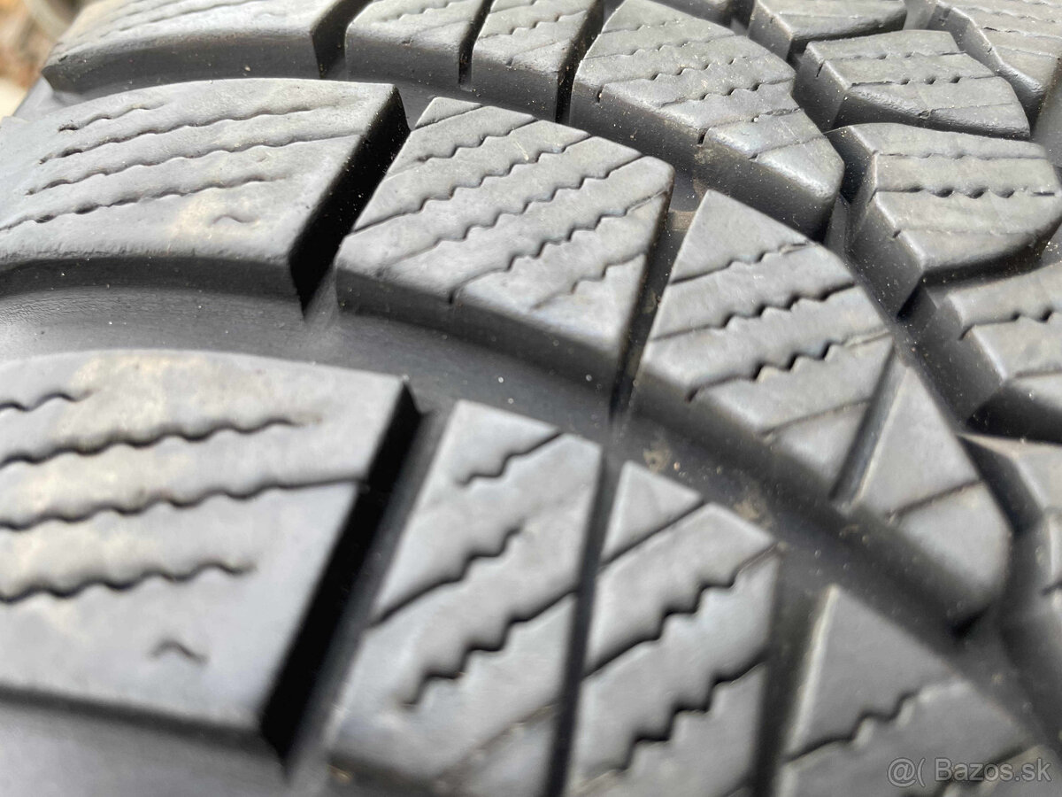 LUGANO VW PASSAT ARTEON 235 35 R19 Zimné - 6