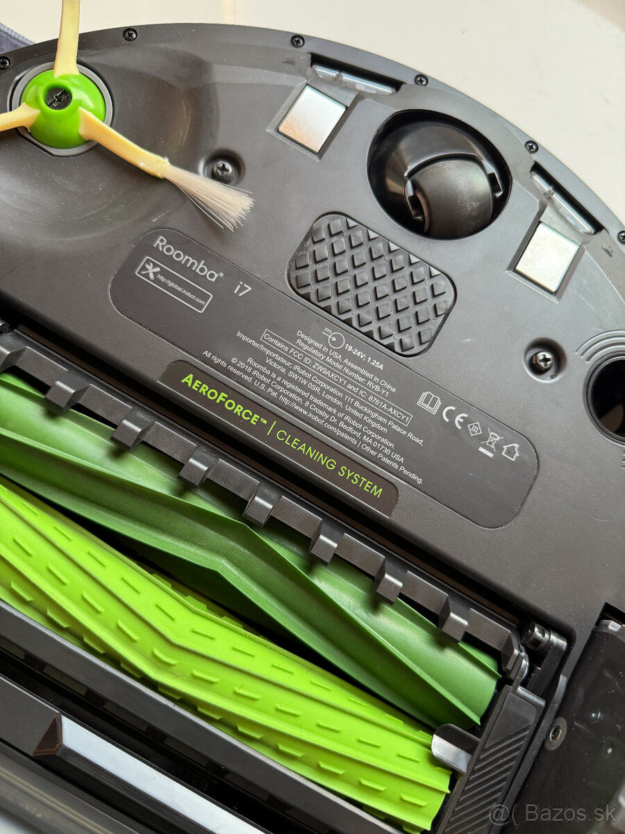 NOVÝ iRobot Roomba i7 7158 Black - 6