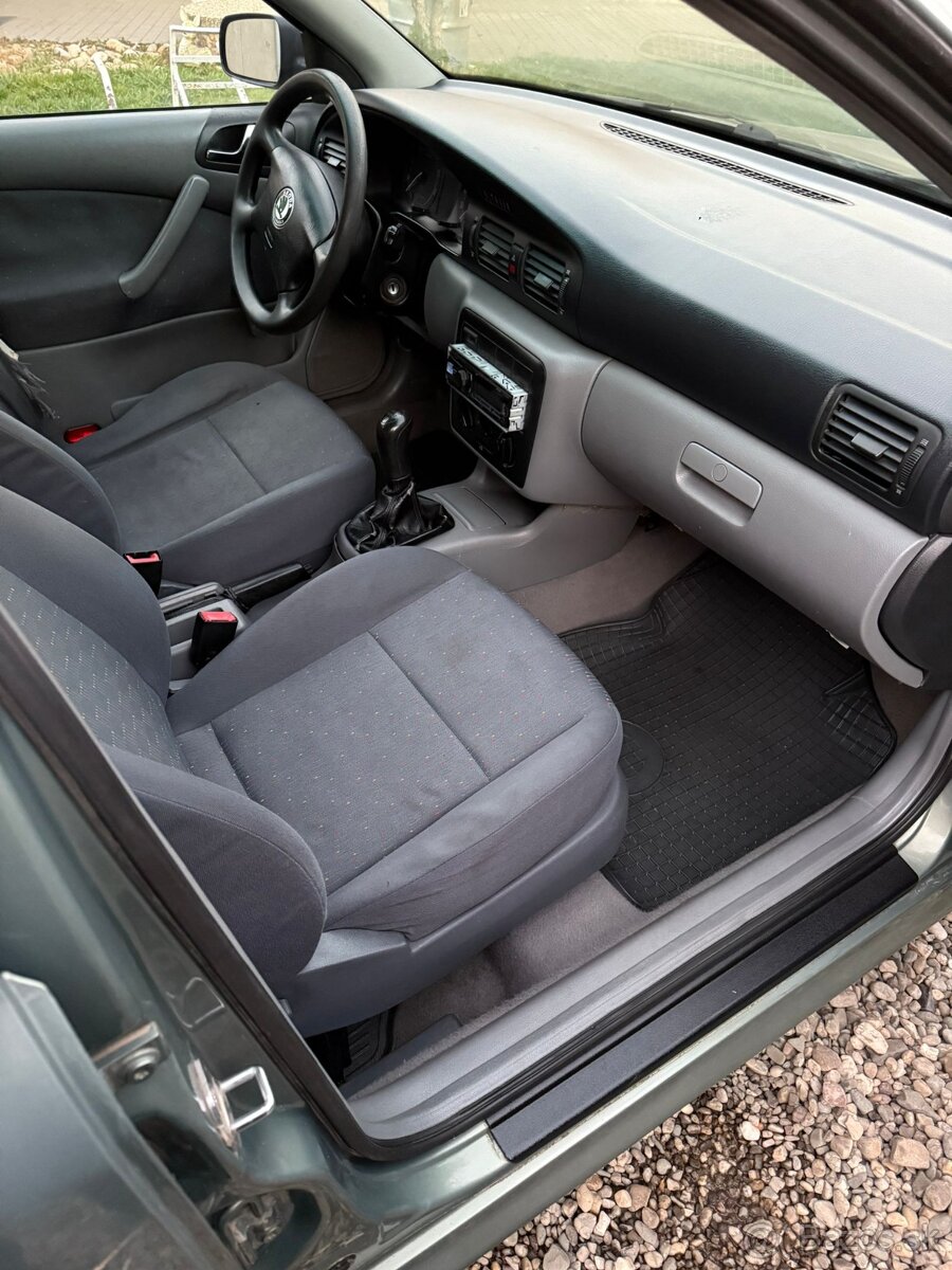 Škoda Octavia 1.4 benzin - 6