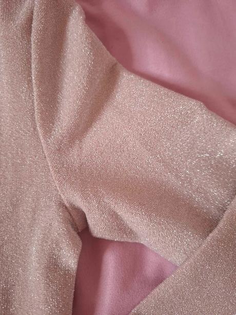 Dámsky bledo ružový rolák so striebornou niťou - 6