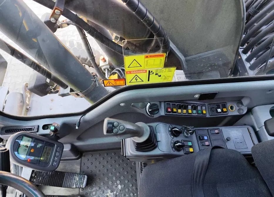 VOLVO EW 140 B + Rototilt - 6